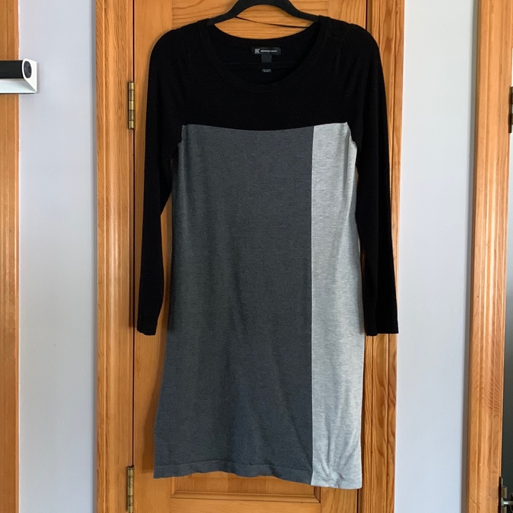 INC International Concepts black and gray color block long sleeve sweater dress